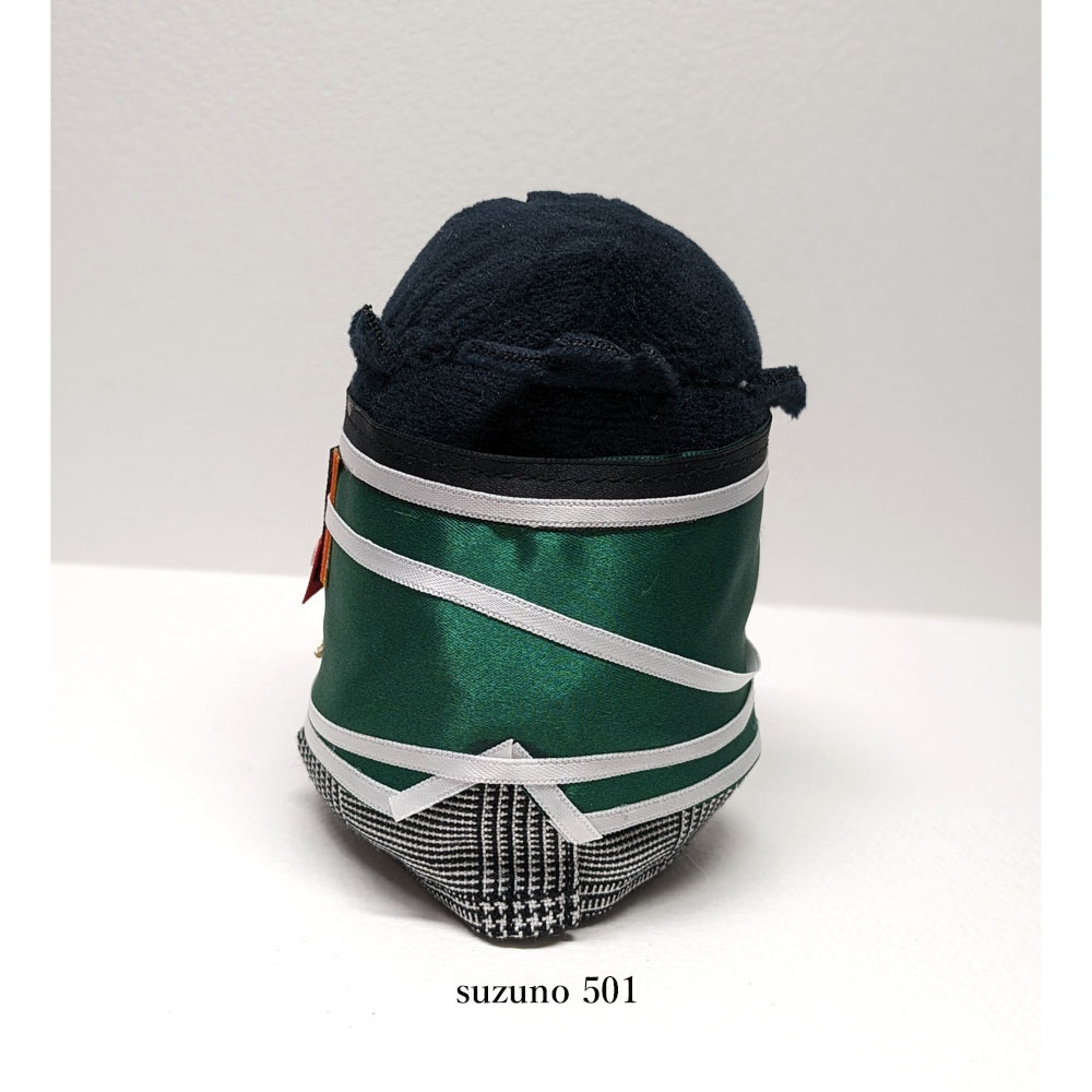 篭手切江 戦闘装束