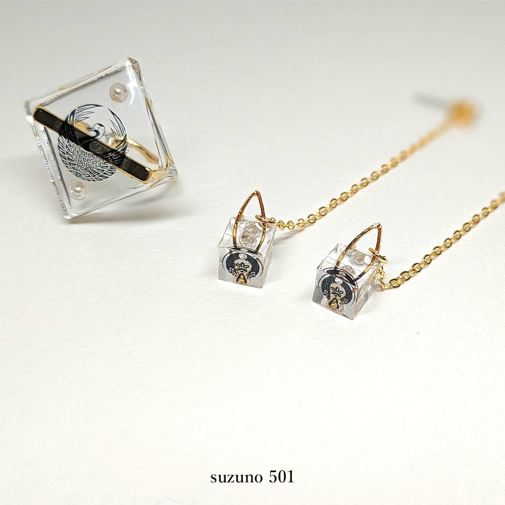 クリア スクエアパネルリング