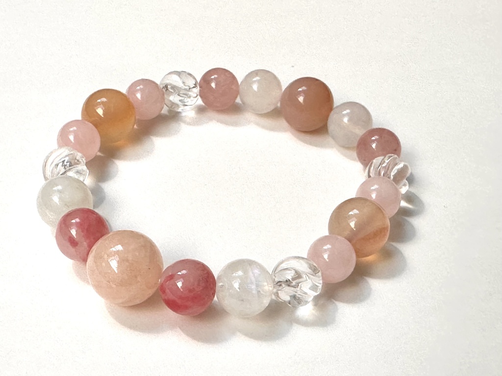 「 桃の花 」 ✯ モルガナイト ロードナイトシリカ ムーンストーン ローズクォーツ ソルトソースアゲート / 天然石ブレスレット パワーストーン 天然石アクセサリー