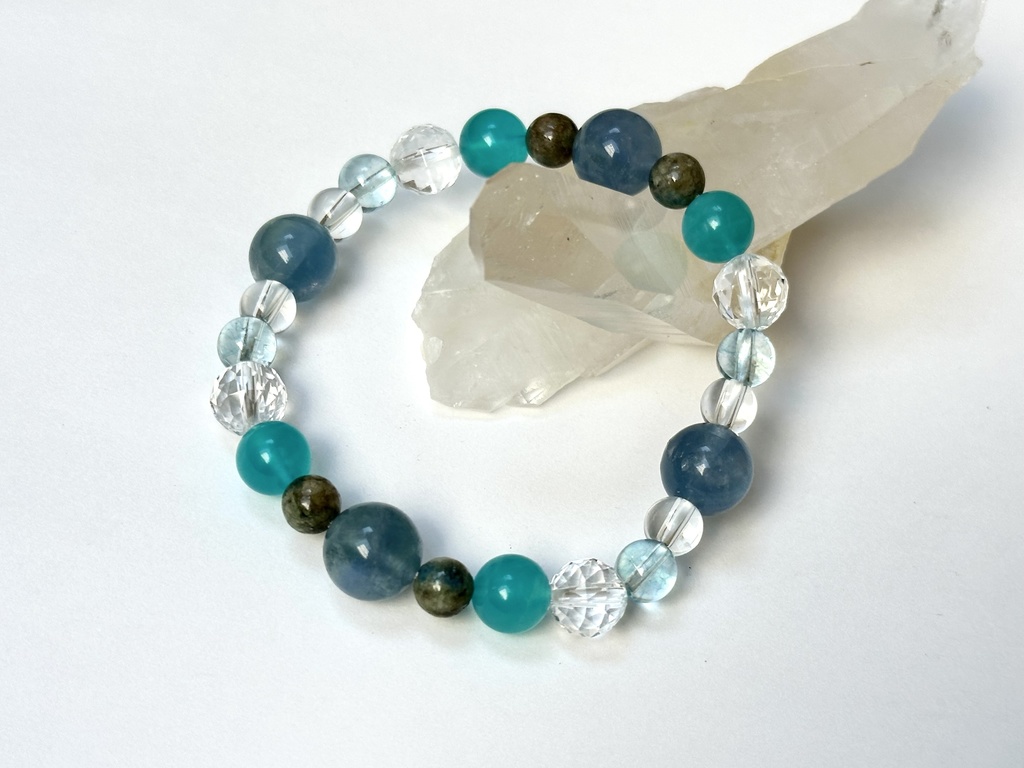 「 雨 」 ✯ ブルーフローライト K2ストーン アマゾナイト ブルートパーズ / 天然石ブレスレット パワーストーン 天然石アクセサリー