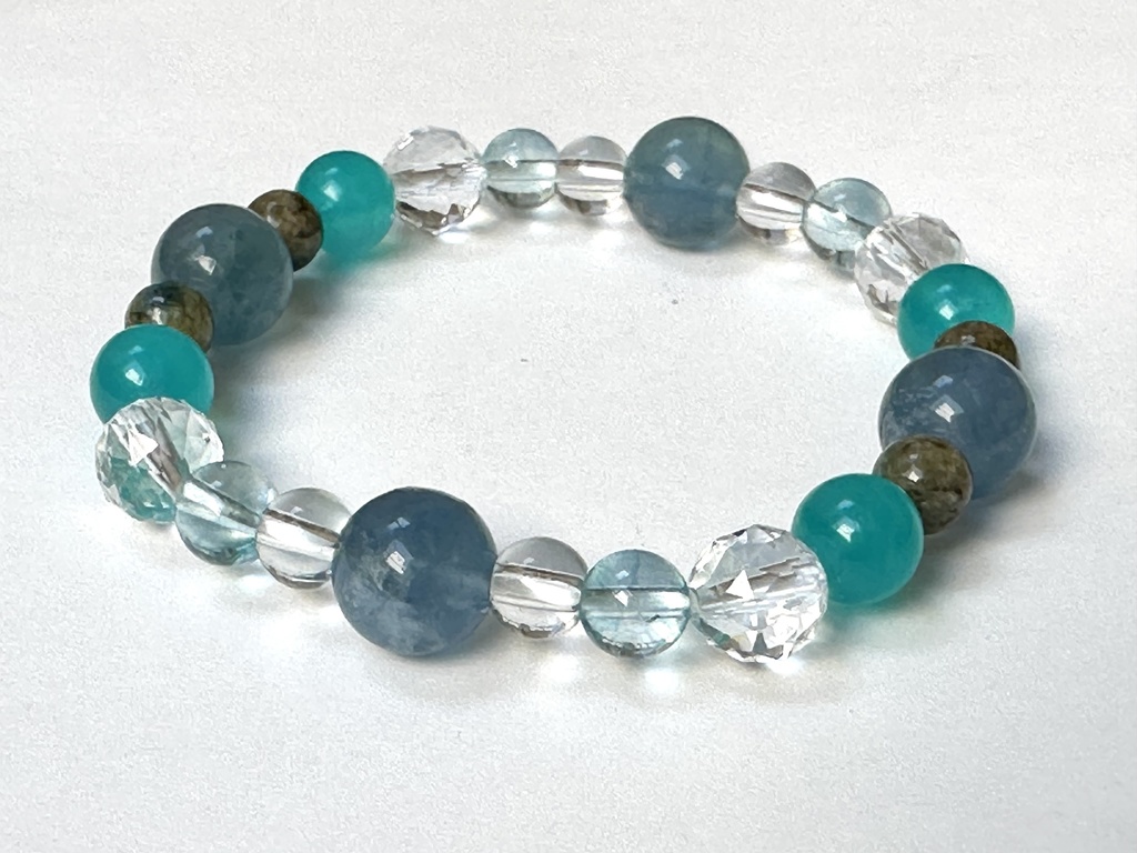 「 雨 」 ✯ ブルーフローライト K2ストーン アマゾナイト ブルートパーズ / 天然石ブレスレット パワーストーン 天然石アクセサリー