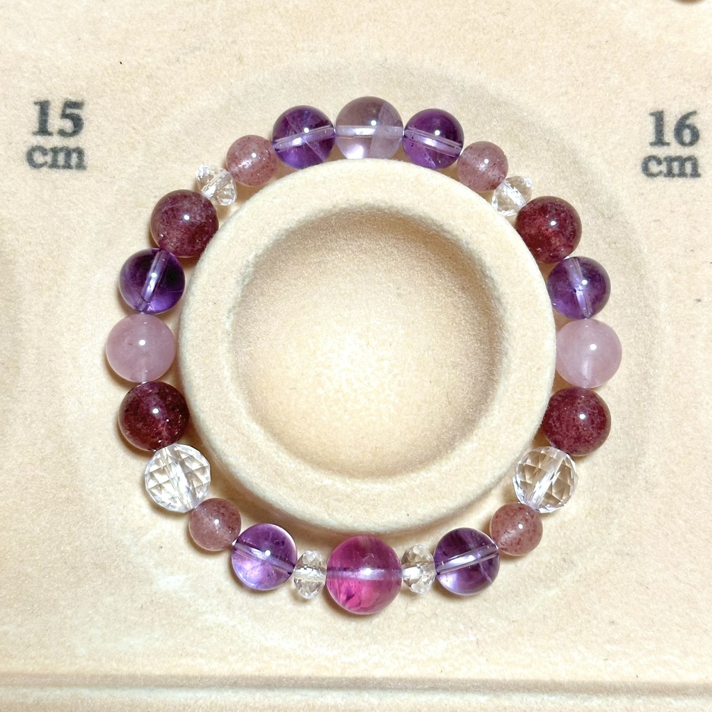 【 四季様 ✾ 専用 】「 ぶどうの香り 」  ✯  ピンクフローライト アメジスト ストロベリークォーツ ローズクォーツ パープルフローライト / 天然石ブレスレット パワーストーン 天然石アクセサリー