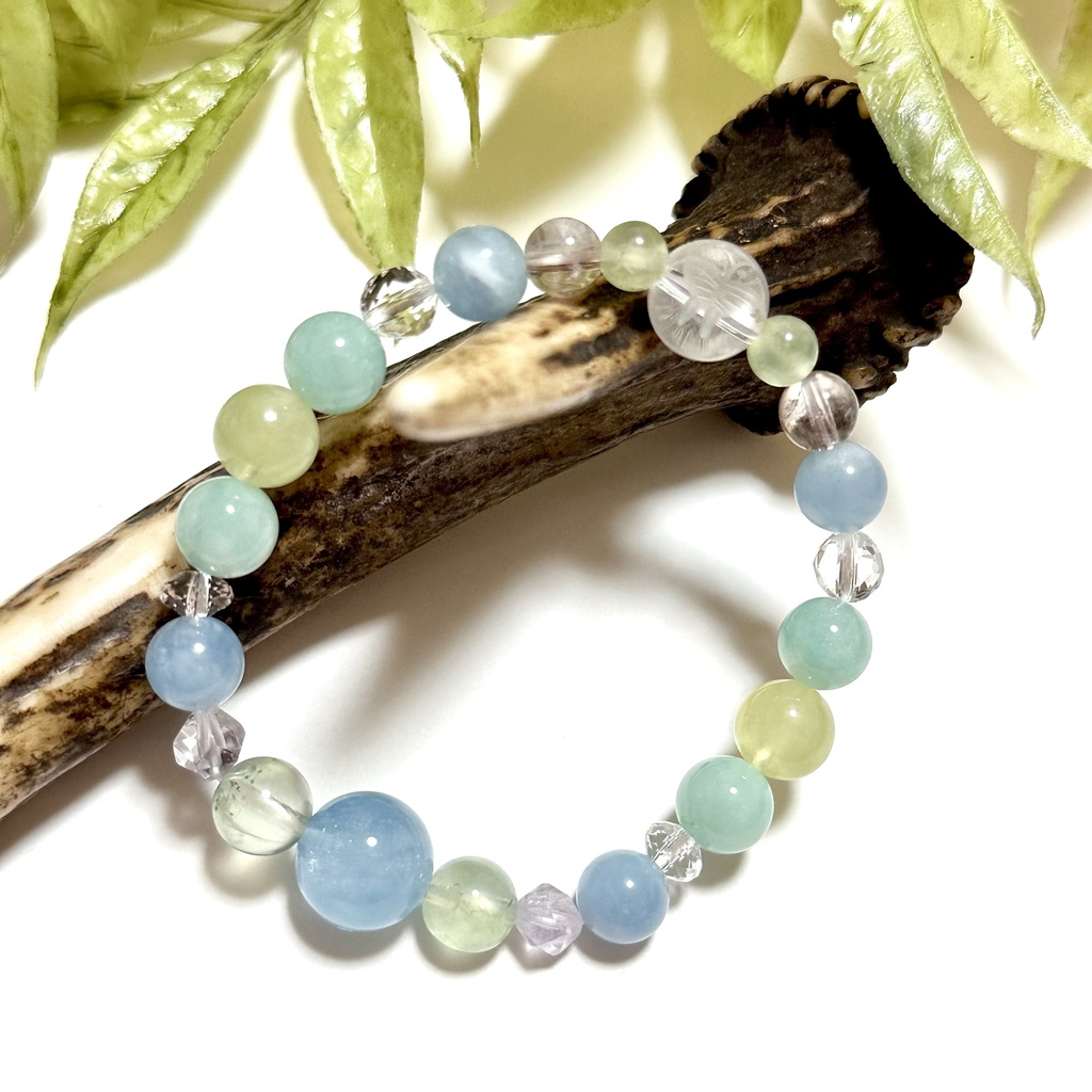 「 若葉とそよ風 」  ✯  アクアマリン プレナイト エンジェライト アメトリン 蝶 花 / 天然石ブレスレット パワーストーン 天然石アクセサリー