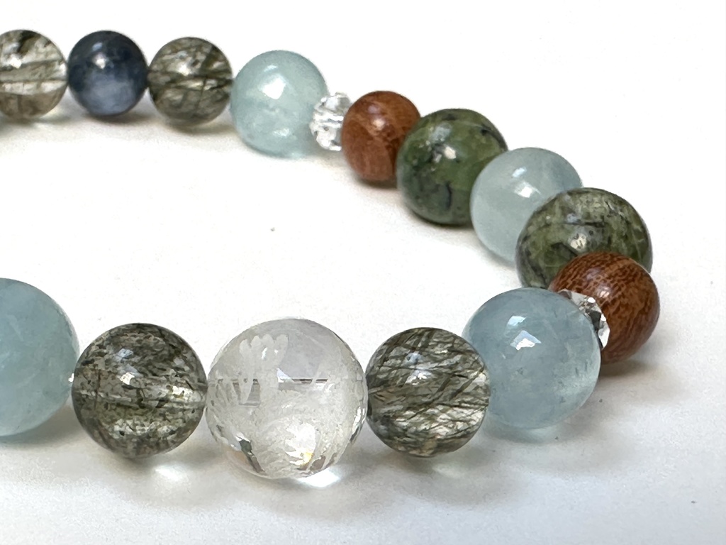 「 わだつみの龍 」 ✯ 五爪龍 グリーンエピドートインクォーツ アクアマリン 欅 ドラゴンアイ カイヤナイト / 天然石ブレスレット パワーストーン 天然石アクセサリー