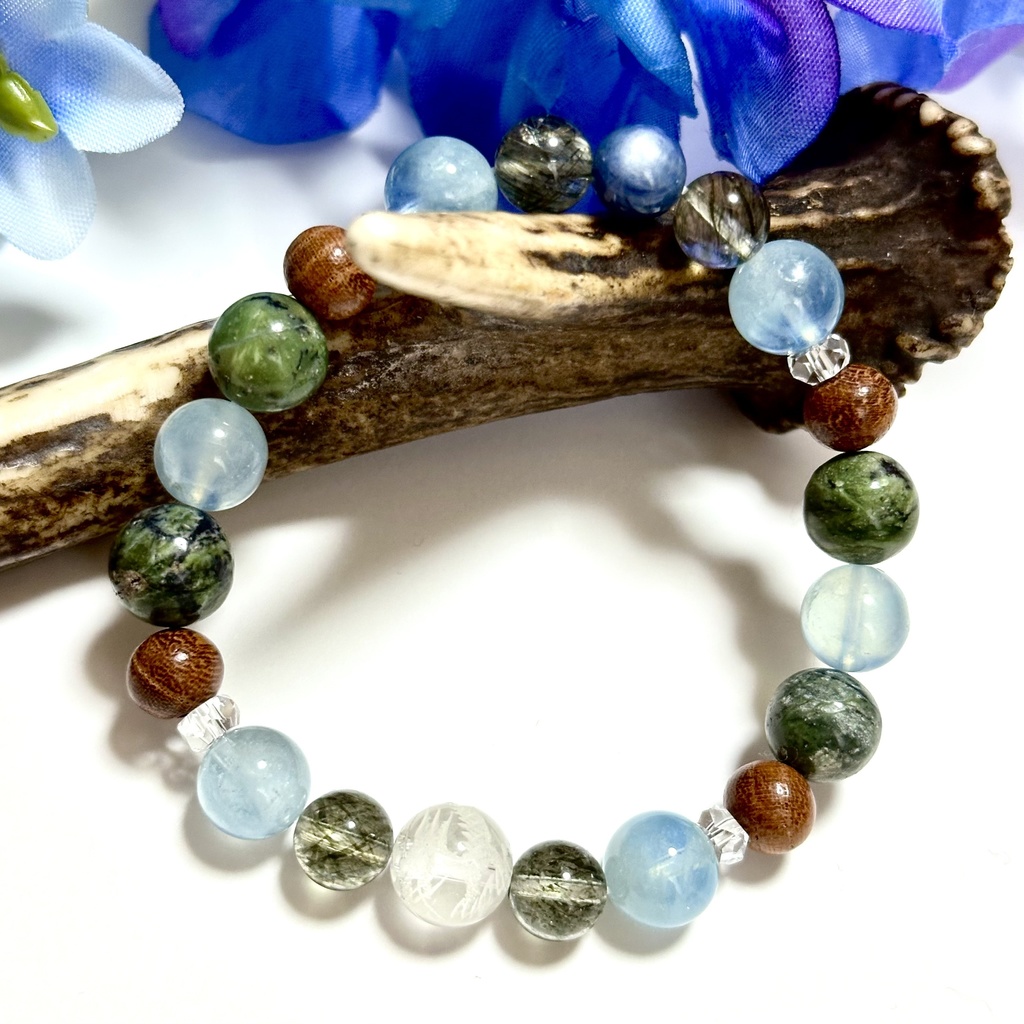 「 わだつみの龍 」 ✯ 五爪龍 グリーンエピドートインクォーツ アクアマリン 欅 ドラゴンアイ カイヤナイト / 天然石ブレスレット パワーストーン 天然石アクセサリー