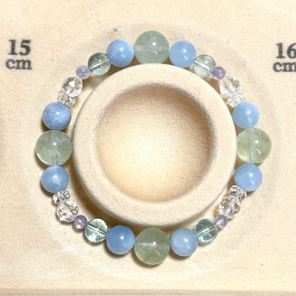 「 紫陽花─夢を見る─ 」  ✯ グリーンフローライト アクアマリン ブルートパーズ アメジスト / 天然石ブレスレット パワーストーン 天然石アクセサリー