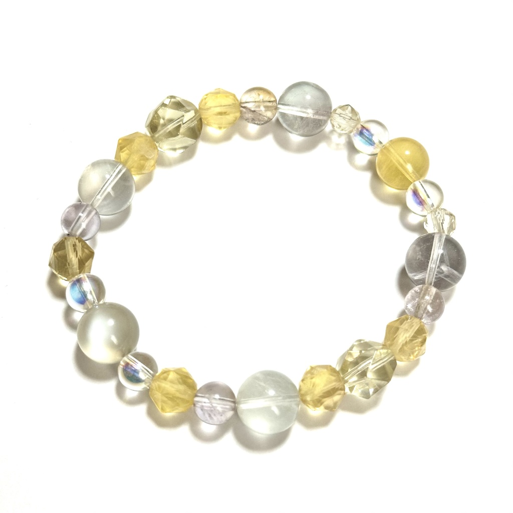 「 月明かり 」 ✯ ムーンストーン オーラクォーツ フローライト レモンクォーツ / 天然石ブレスレット パワーストーン 天然石アクセサリー