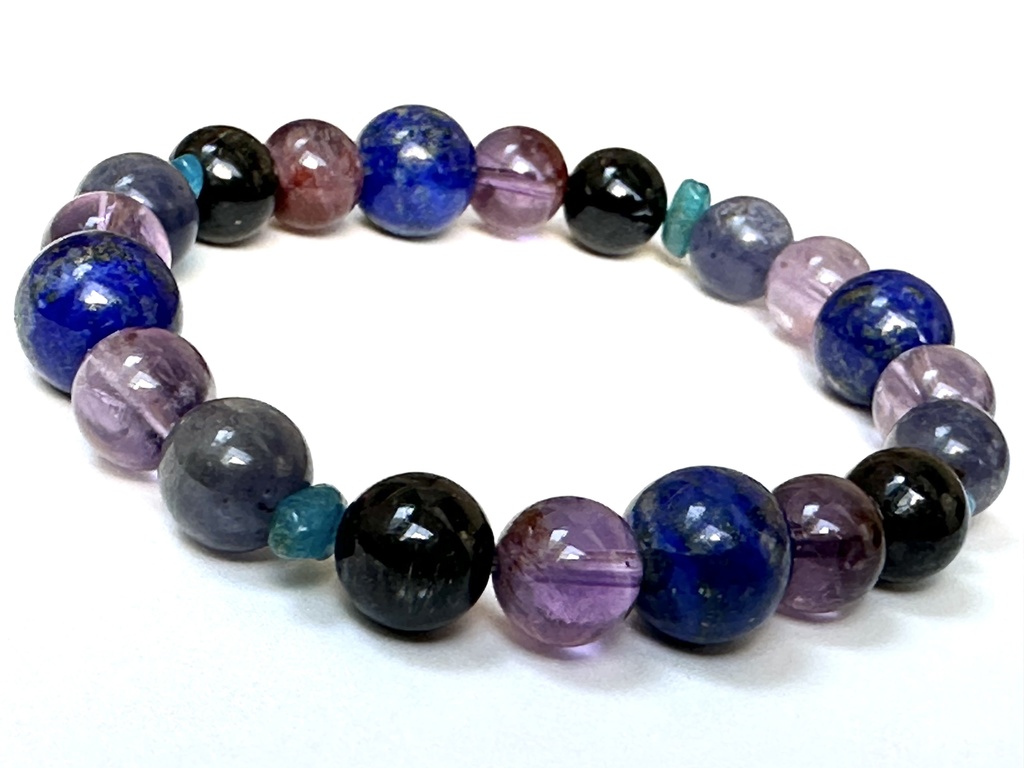 「 天の川 」 ✯ ラピスラズリ アメジストガーデンクォーツ ヌーマイト アパタイト アイオライトサンストーン/ 天然石ブレスレット パワーストーン 天然石アクセサリー