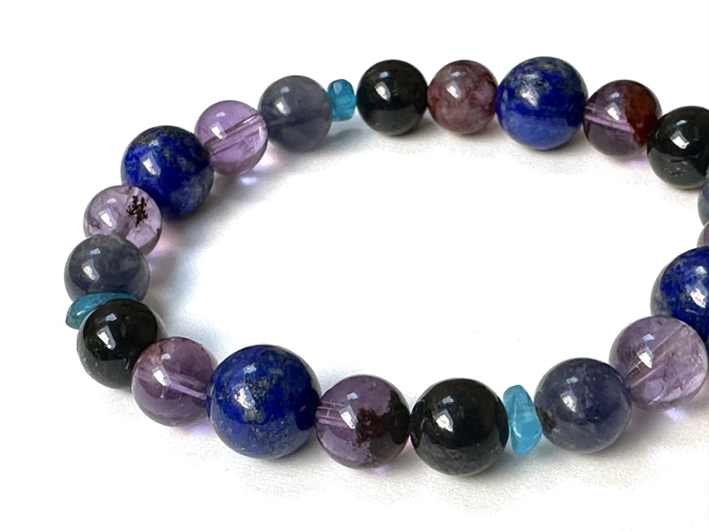 「 天の川 」 ✯ ラピスラズリ アメジストガーデンクォーツ ヌーマイト アパタイト アイオライトサンストーン/ 天然石ブレスレット パワーストーン 天然石アクセサリー