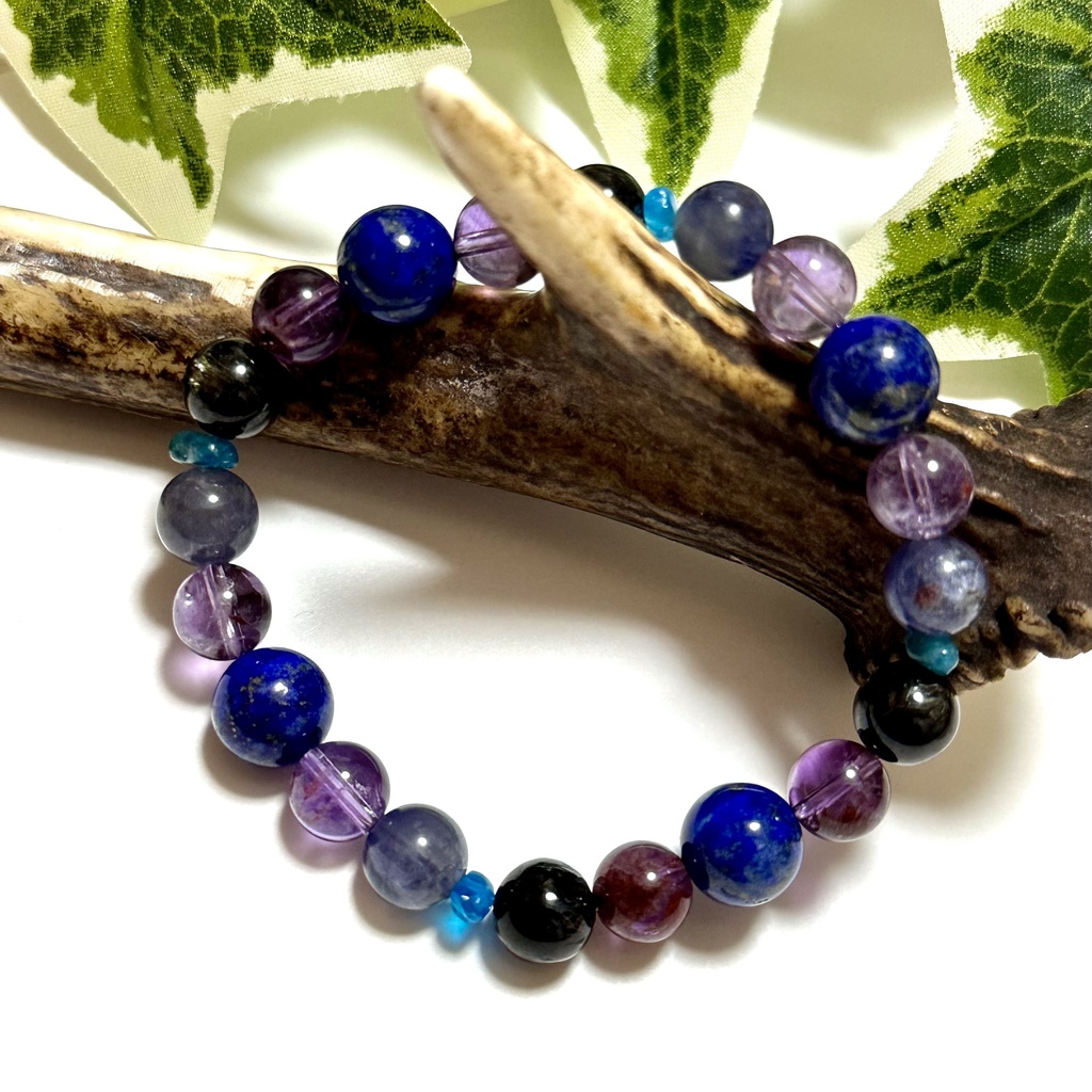 「 天の川 」 ✯ ラピスラズリ アメジストガーデンクォーツ ヌーマイト アパタイト アイオライトサンストーン/ 天然石ブレスレット パワーストーン 天然石アクセサリー
