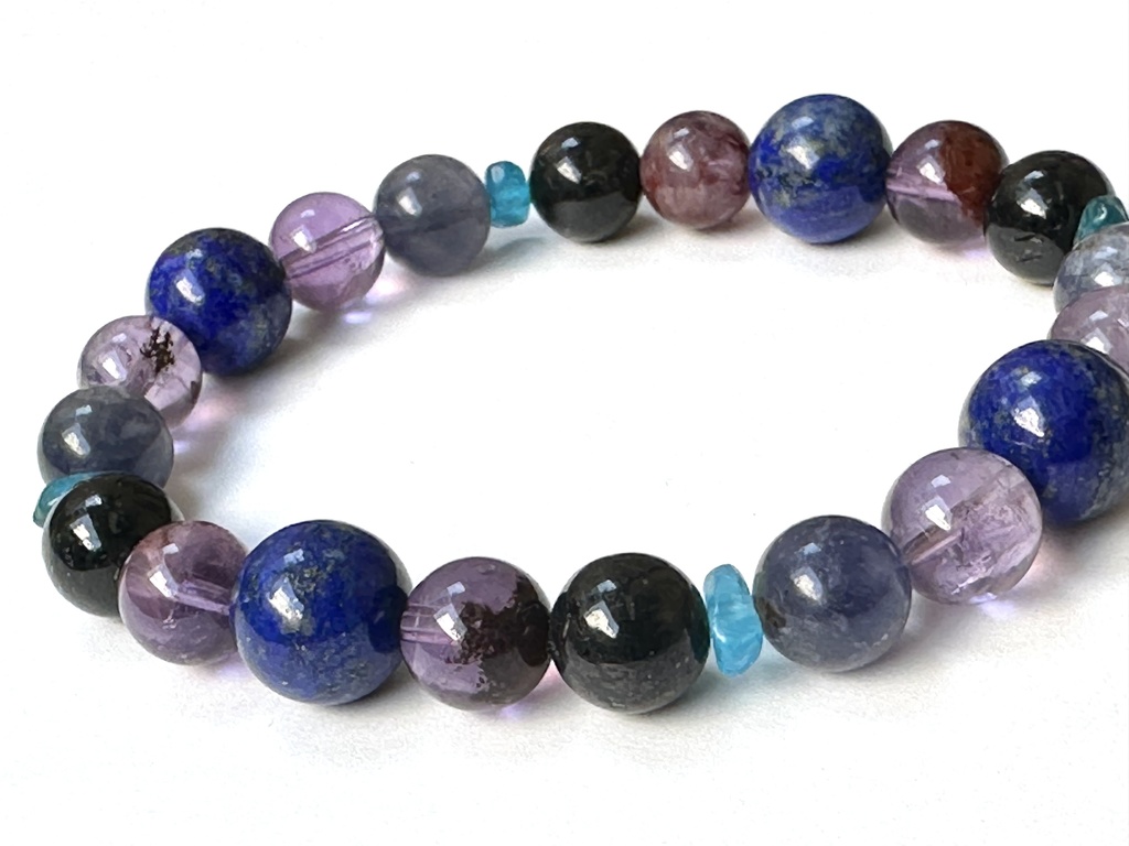 「 天の川 」 ✯ ラピスラズリ アメジストガーデンクォーツ ヌーマイト アパタイト アイオライトサンストーン/ 天然石ブレスレット パワーストーン 天然石アクセサリー