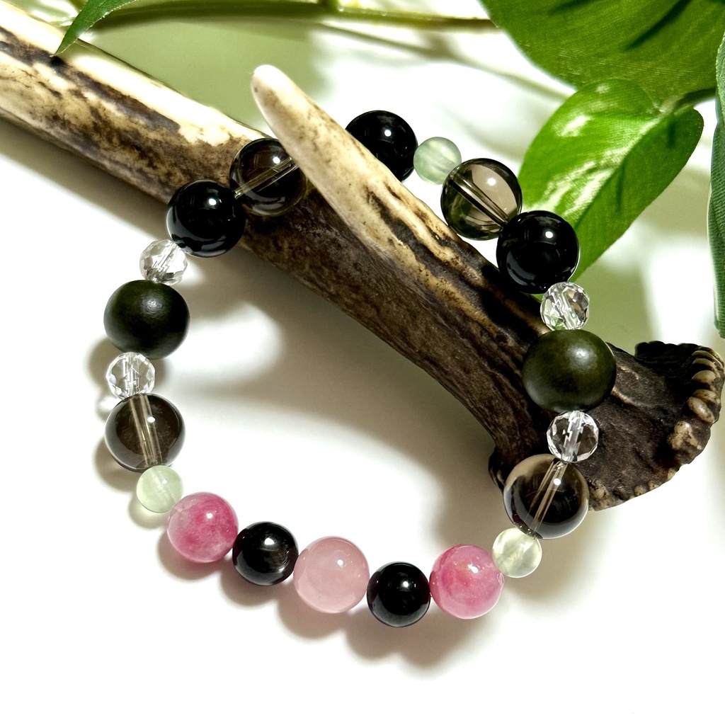 「 蓮の花─穏健─ 」 ✯ ローズクォーツ ハイパーシーン 緑檀(生命樹) モリオン/ 天然石ブレスレット パワーストーン 天然石アクセサリー