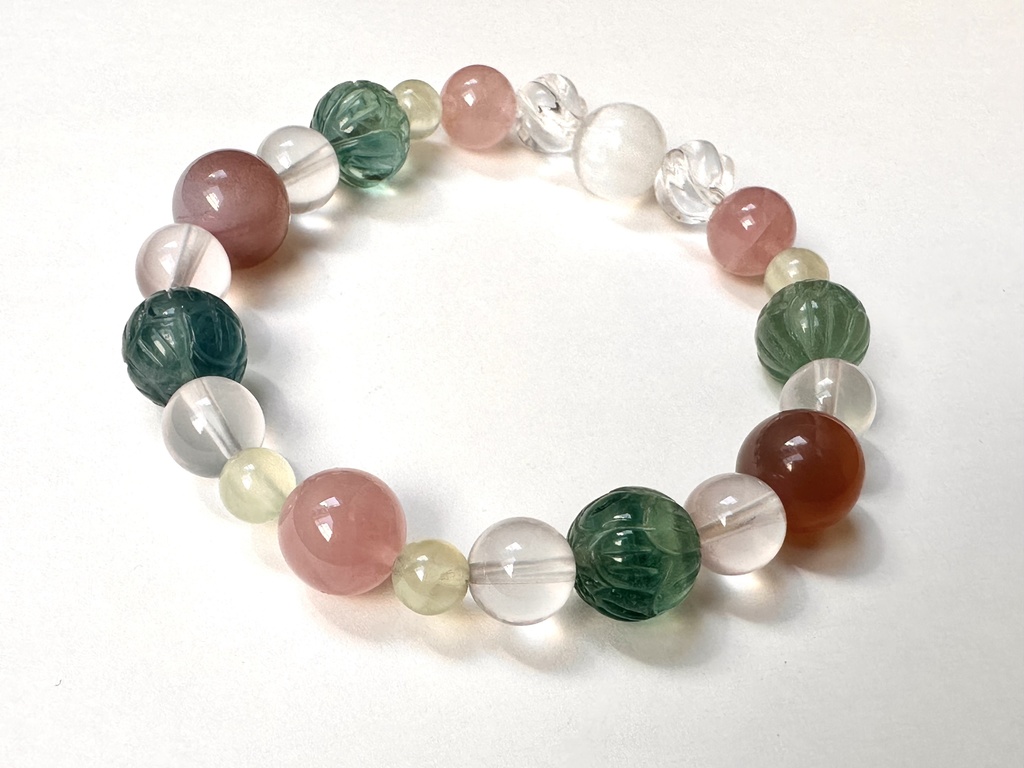 「 蓮の花─温良─ 」 ✯ セレナイト ローズクォーツ フローライト プレナイト ソルトソースアゲート / 天然石ブレスレット パワーストーン 天然石アクセサリー