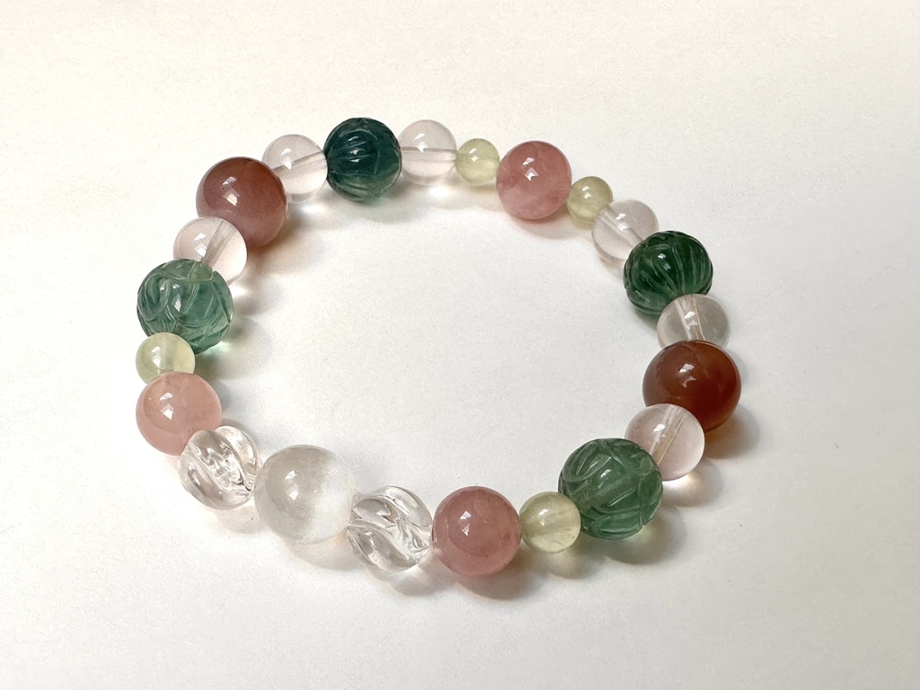 「 蓮の花─温良─ 」 ✯ セレナイト ローズクォーツ フローライト プレナイト ソルトソースアゲート / 天然石ブレスレット パワーストーン 天然石アクセサリー
