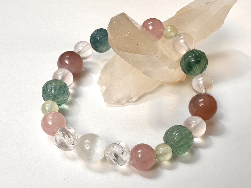 「 蓮の花─温良─ 」 ✯ セレナイト ローズクォーツ フローライト プレナイト ソルトソースアゲート / 天然石ブレスレット パワーストーン 天然石アクセサリー