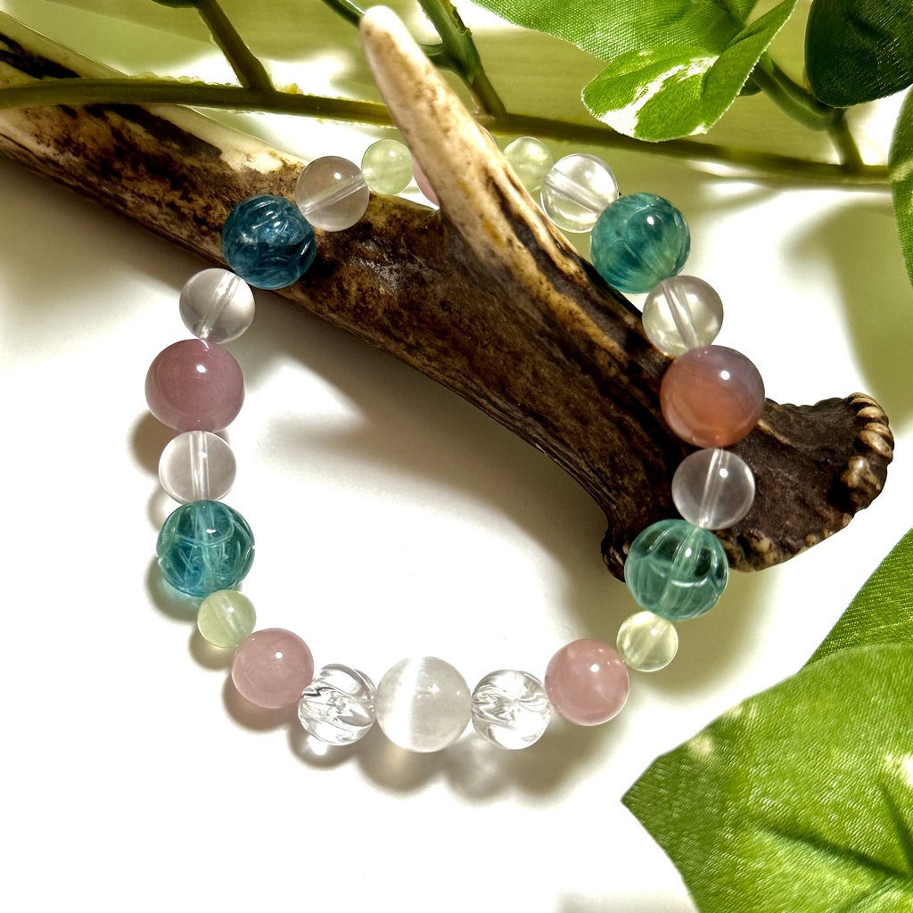 「 蓮の花─温良─ 」 ✯ セレナイト ローズクォーツ フローライト プレナイト ソルトソースアゲート / 天然石ブレスレット パワーストーン 天然石アクセサリー