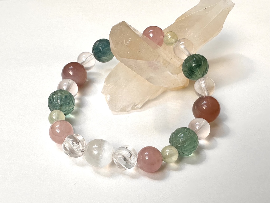 「 蓮の花─温良─ 」 ✯ セレナイト ローズクォーツ フローライト プレナイト ソルトソースアゲート / 天然石ブレスレット パワーストーン 天然石アクセサリー