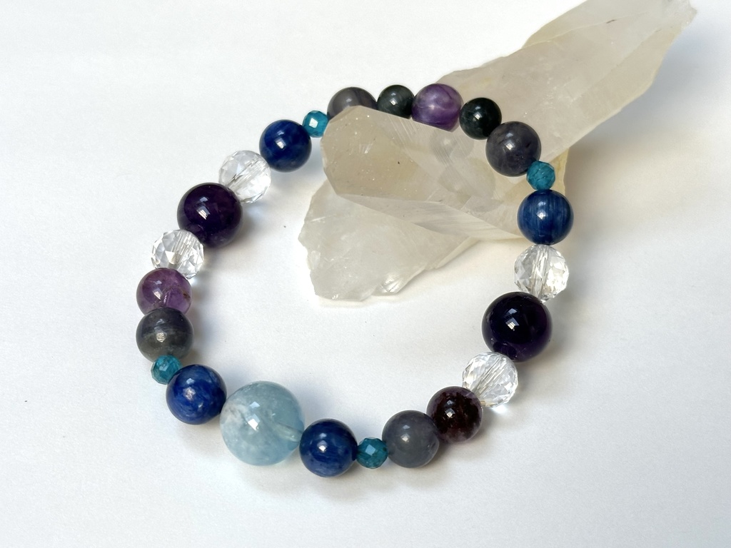 「 空の魔法 」 ✯ アクアマリン カイヤナイト アパタイト アメジスト イーグルアイ エンジェルシリカ/ 天然石ブレスレット パワーストーン 天然石アクセサリー