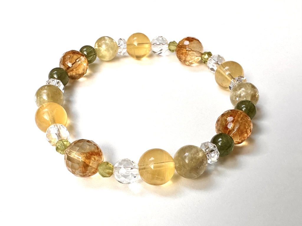 「 ノエルの星 」 ✯ シトリン ペリドット イエローフローライト ゴールデンマイカ グリーンアパタイト/ 天然石ブレスレット パワーストーン 天然石アクセサリー
