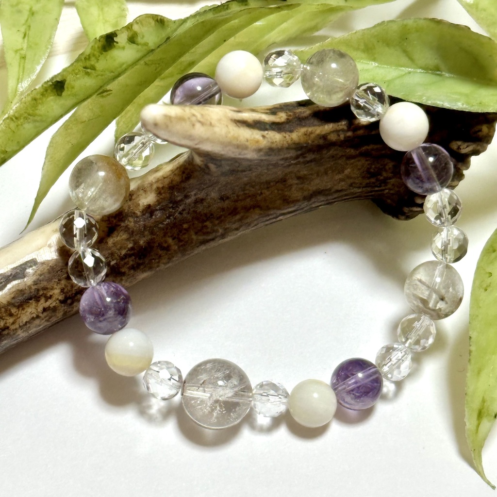 「 白き蛇 」 ✯ 水晶 ガーデンクォーツ アメジスト ゴールデンシャコガイ / 天然石ブレスレット パワーストーン 天然石アクセサリー