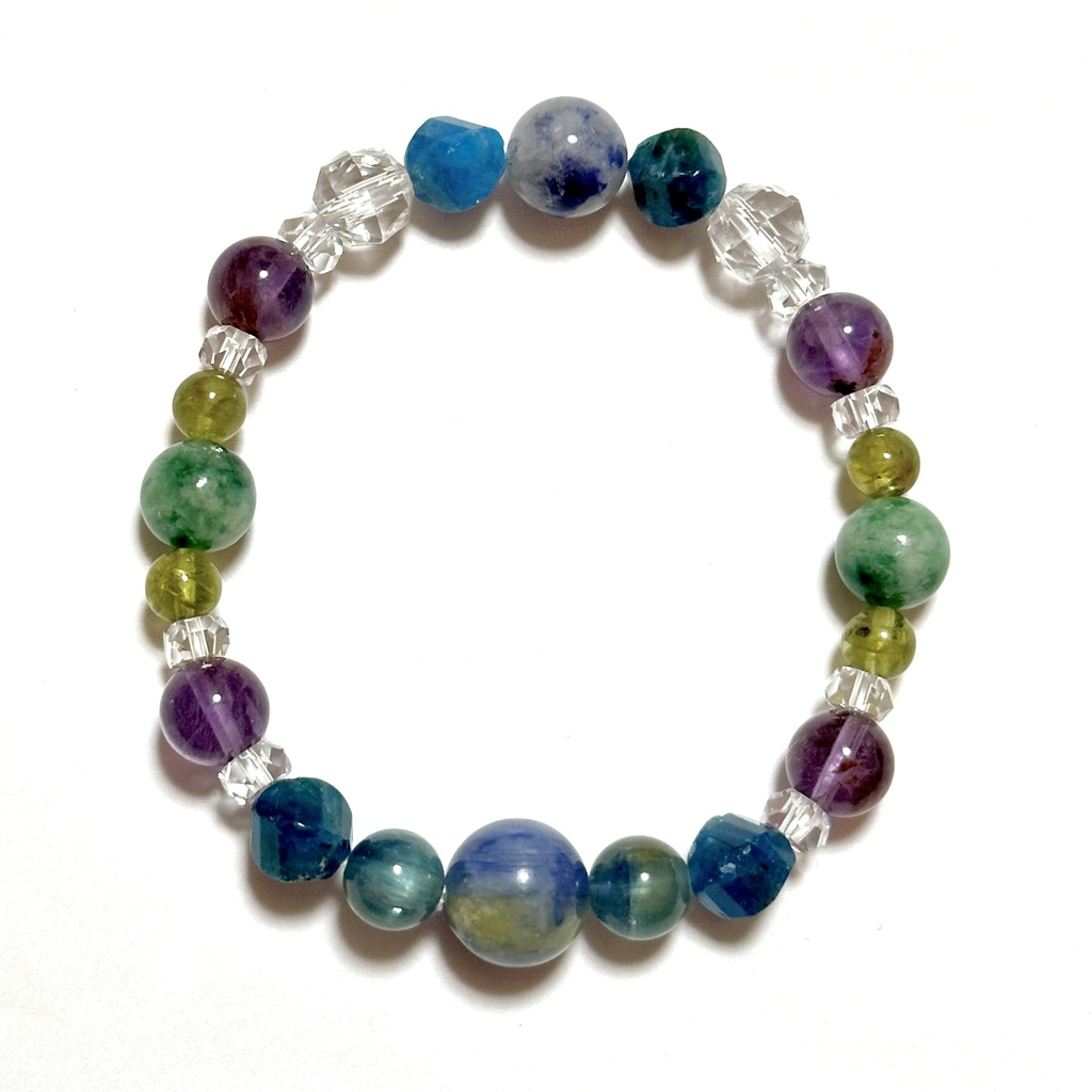 「 雨色 」 ✯ カイヤナイトシリカ ブルーアパタイト アメジストガーデンクォーツ ペリドット デュモルチェライトインクォーツ / 天然石ブレスレット パワーストーン 天然石アクセサリー