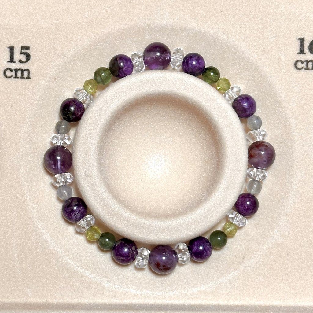 「 すみれ想い 」 ✯ アメジストガーデンクォーツ スティヒタイト ペリドット グリーントルマリン / 天然石ブレスレット パワーストーン 天然石アクセサリー
