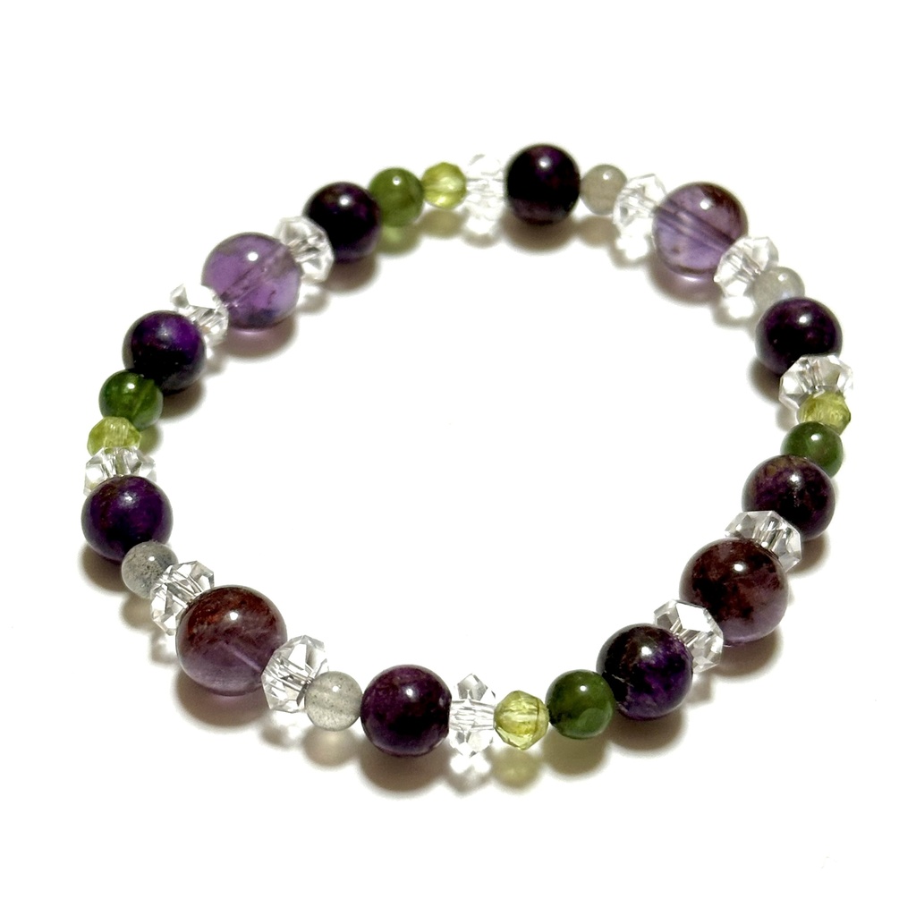 「 すみれ想い 」 ✯ アメジストガーデンクォーツ スティヒタイト ペリドット グリーントルマリン / 天然石ブレスレット パワーストーン 天然石アクセサリー