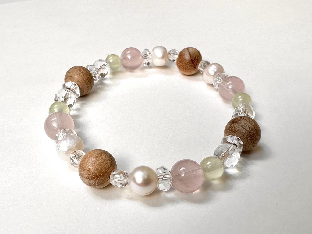 「 桜と芽吹 」 ✯ 和桜 ローズクォーツ 淡水パール プレナイト / 天然石ブレスレット パワーストーン 天然石アクセサリー