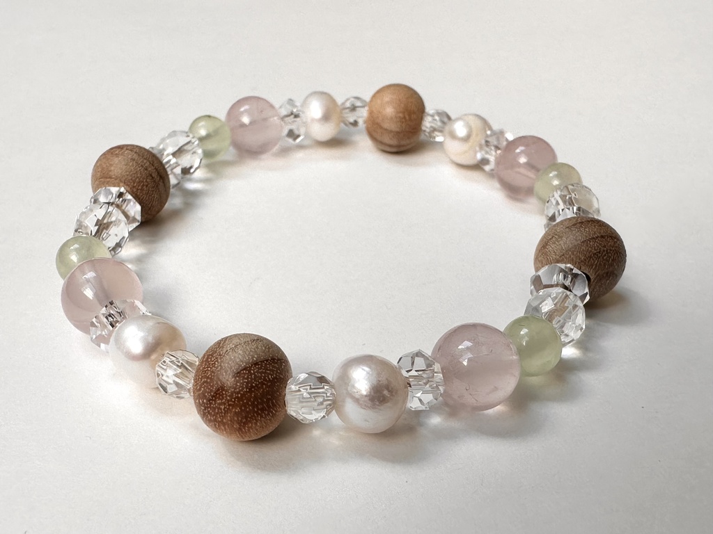 「 桜と芽吹 」 ✯ 和桜 ローズクォーツ 淡水パール プレナイト / 天然石ブレスレット パワーストーン 天然石アクセサリー