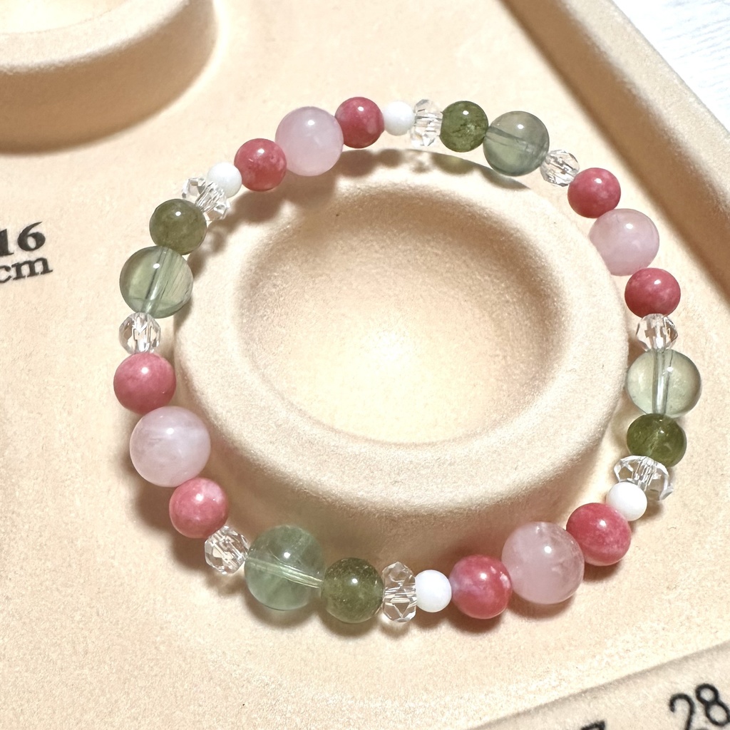 「 花海棠 」 ✯ ローズクォーツ チューライト ホワイトコーラル グリーンアパタイト グリーンフローライト / 天然石ブレスレット パワーストーン 天然石アクセサリー
