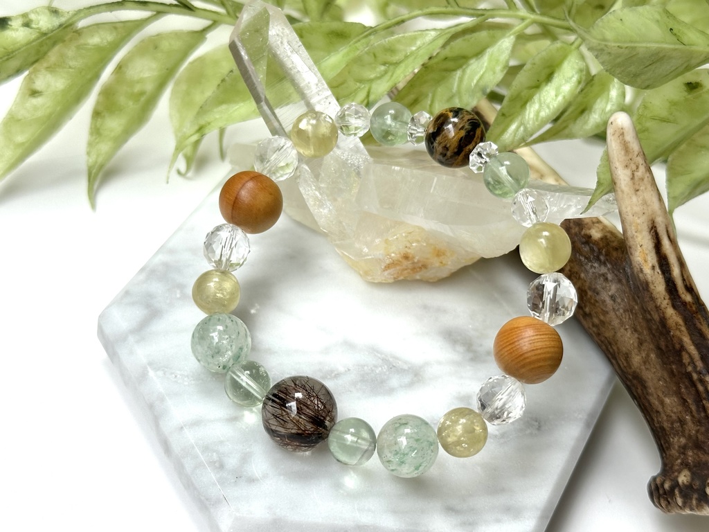 「 芽吹き 」 ✯ ブロンズルチルクォーツ フローライト フックサイトインクォーツ ゴールデンマイカ 榧 ボルダーオパール/ 天然石ブレスレット パワーストーン 天然石アクセサリー