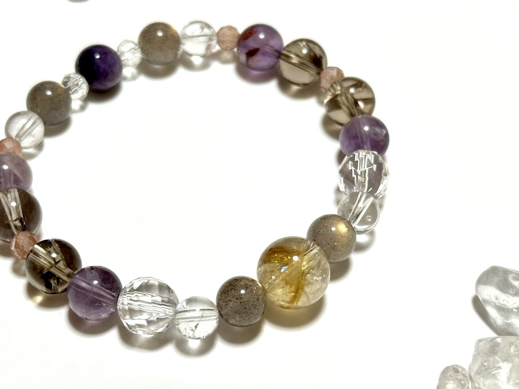 「 夕暮れと秋風 」 ✯ ファントムシトリン ラブラドライト アイリスクォーツ アイリススモーキークォーツ チャロアイトetc/ 天然石ブレスレット パワーストーン 天然石アクセサリー