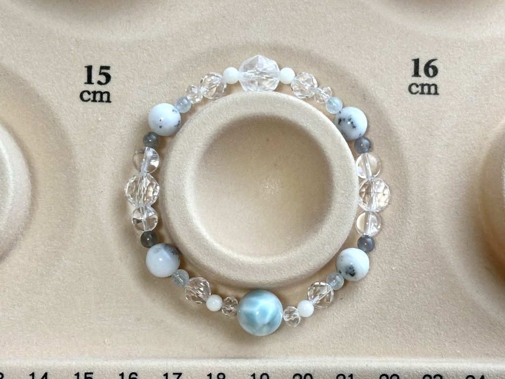 「 雪の溶ける音 」 ✯ ラリマー デンドリティックオパール アイリスクォーツ アクアマリン ラブラドライト etc / 天然石ブレスレット パワーストーン 天然石アクセサリー