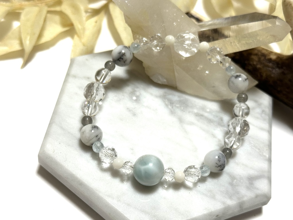 「 雪の溶ける音 」 ✯ ラリマー デンドリティックオパール アイリスクォーツ アクアマリン ラブラドライト etc / 天然石ブレスレット パワーストーン 天然石アクセサリー