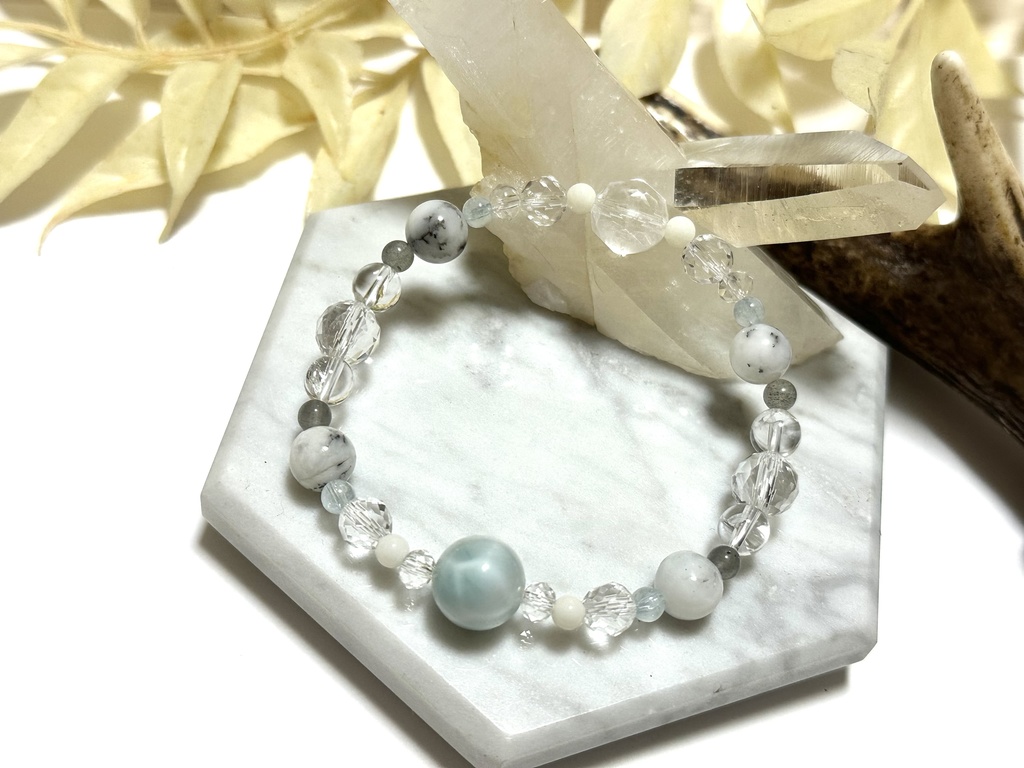「 雪の溶ける音 」  ✯ ラリマー デンドリティックオパール アイリスクォーツ アクアマリン ラブラドライト etc / 天然石ブレスレット パワーストーン 天然石アクセサリー
