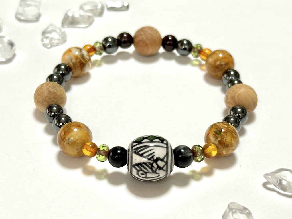 「 飛翔 」 ✯ コンドル アンデスビーズ イーグルアイ 琥珀 崖柏 ゴールデンオパール ヘマタイト ガーネット チェコビーズ / 天然石ブレスレット パワーストーン 天然石アクセサリー