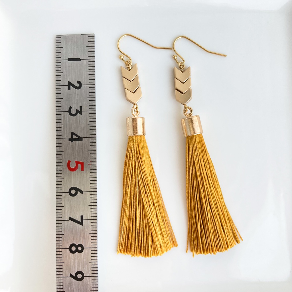 三日月宗近イメージ 矢羽根とタッセルピアス