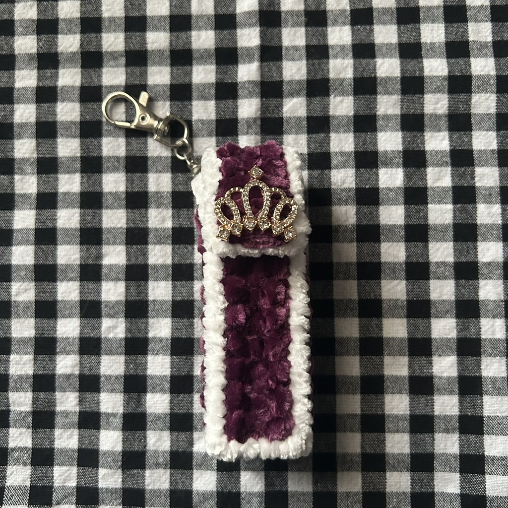 王冠付きリップケース