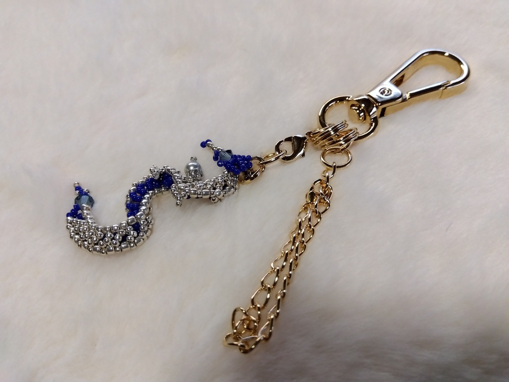 形霊龍アクセサリー　チャーム