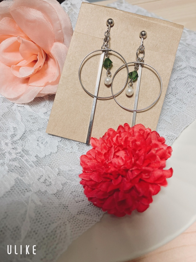 推しカラーイメージイヤリング