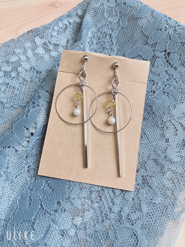 推しカラーイメージイヤリング