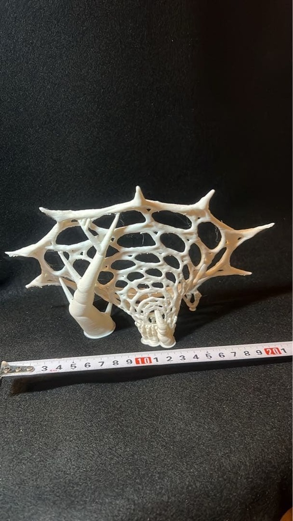 【魔物】蜘蛛の巣 フィギュア台座 幅18cm|放射状に広がる立体ジオラマベース ホワイト ダークファンタジーの情景に 魔物シリーズ