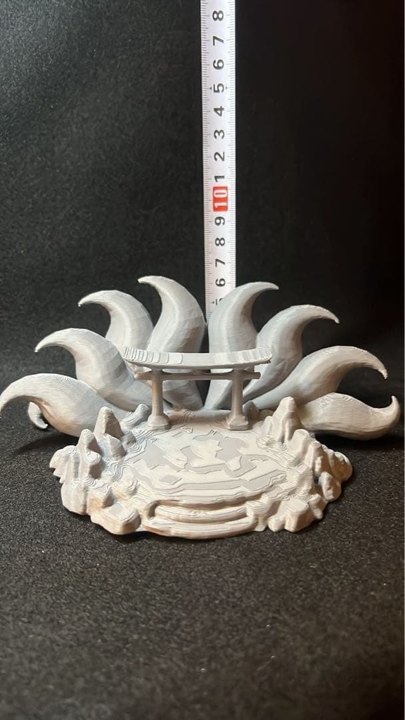 【忍者】九尾の狐と鳥居 フィギュア台座 幅16cm|和風ファンタジーのジオラマベース 高さ約7cm 神社・妖の情景に