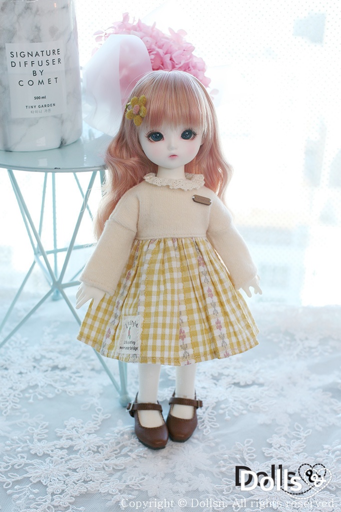 ベージュのニットドレス 1/6 USD
