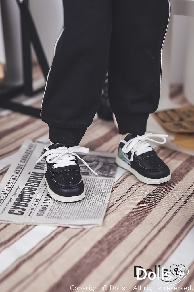 スニーカーブラック 1/4 MSD 