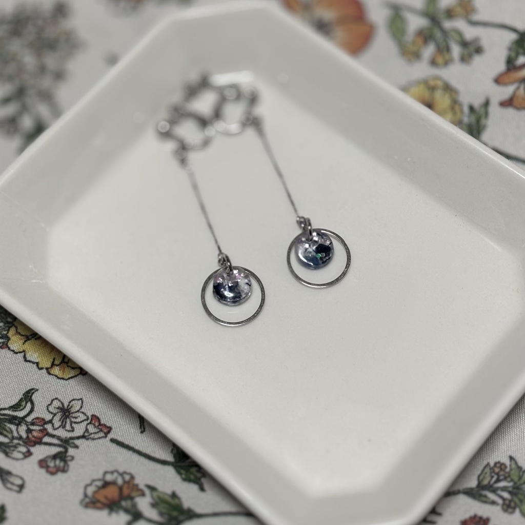 藍染生地切れ端入りイヤリング・ピアス(タイプB)