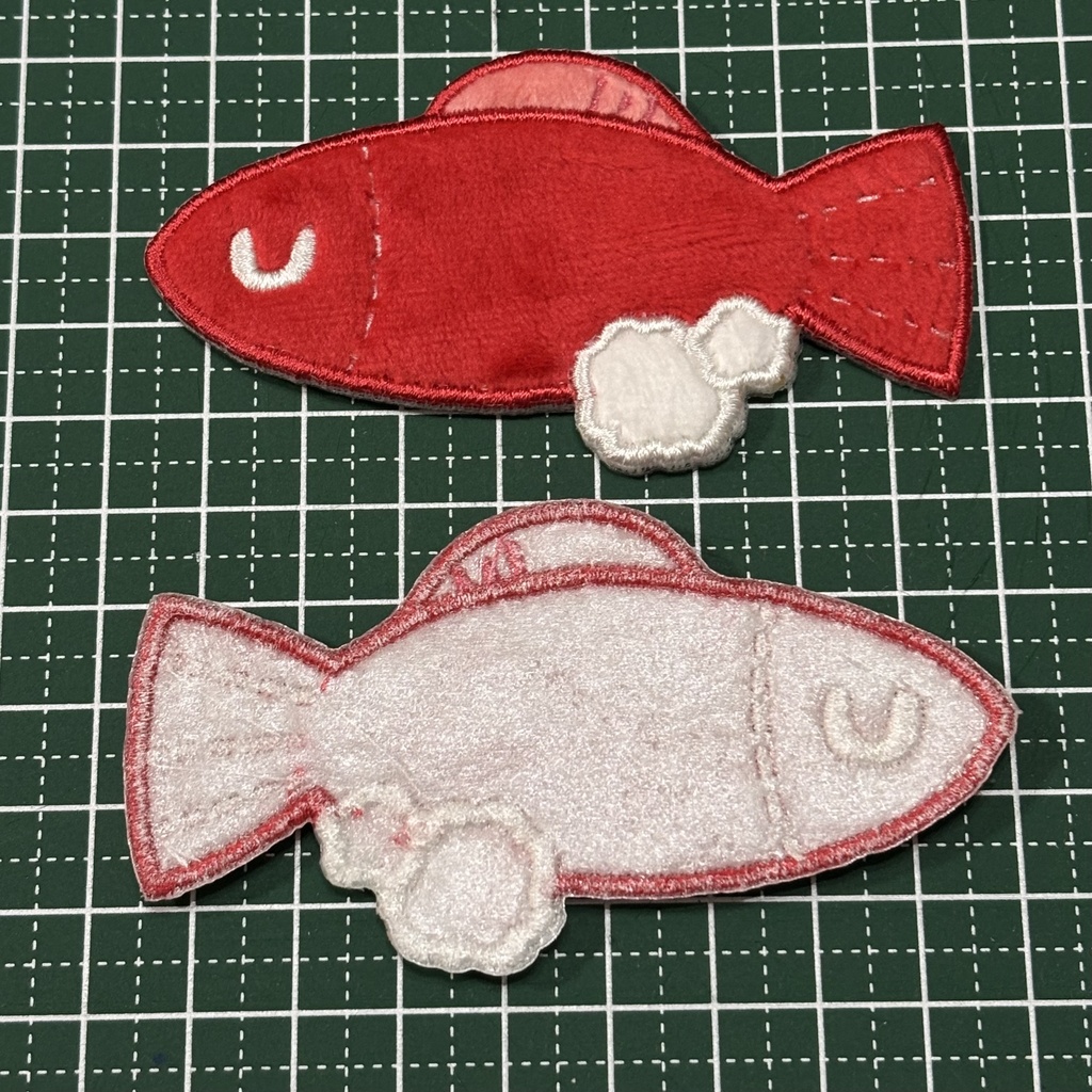 キプフェルのFishToy アイロンワッペン