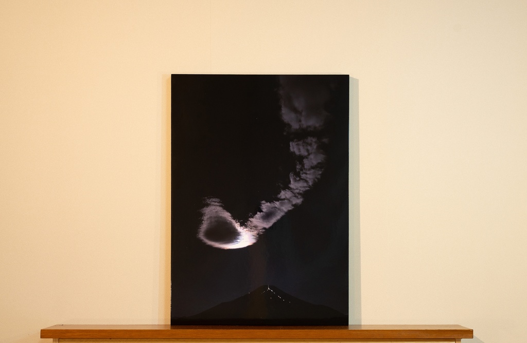 「月けむり Smoky moon」 木製パネル A2 (420×594) 2019年作成