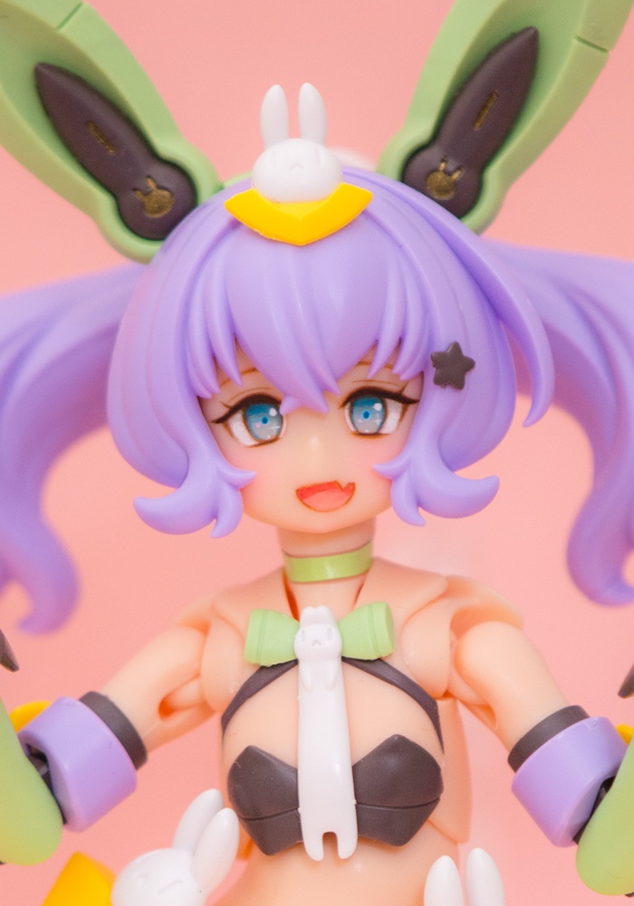 無邪気な笑顔の PUNIMOFU フェイス