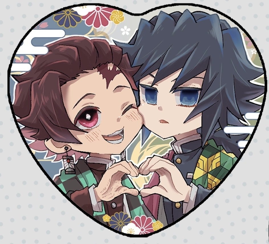 義炭ハート型缶バッチ